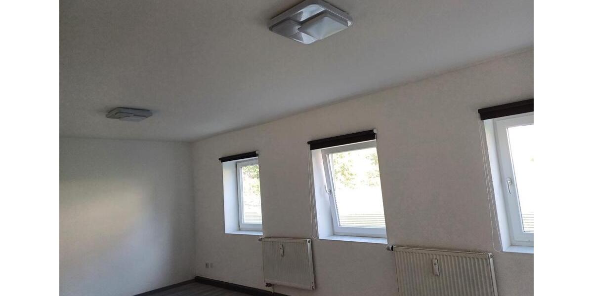 Etagenwohnung Waldmünchen - 4 Zimmer, 92 m&sup2;, 1.100&euro; | Angebot:26040534