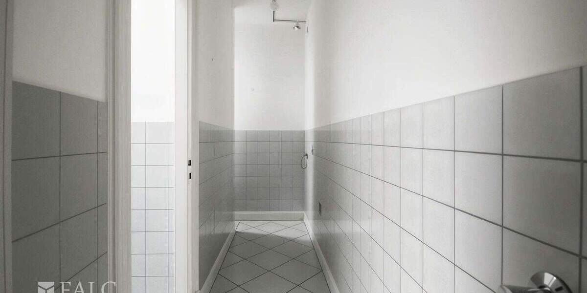 Etagenwohnung Krefeld Stadtmitte - 3 Zimmer, 75 m&sup2;, 625&euro; | Angebot:25742590