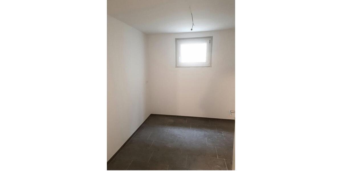 Etagenwohnung Fürstenzell - 4 Zimmer, 121 m&sup2;, 1.090&euro; | Angebot:26070139