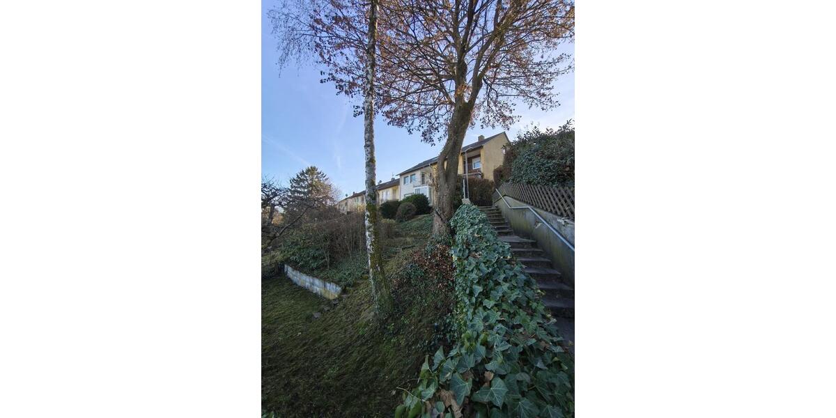 Doppelhaushälfte mit Garten in Ostfildern Parksiedlung 5.5 zimmer