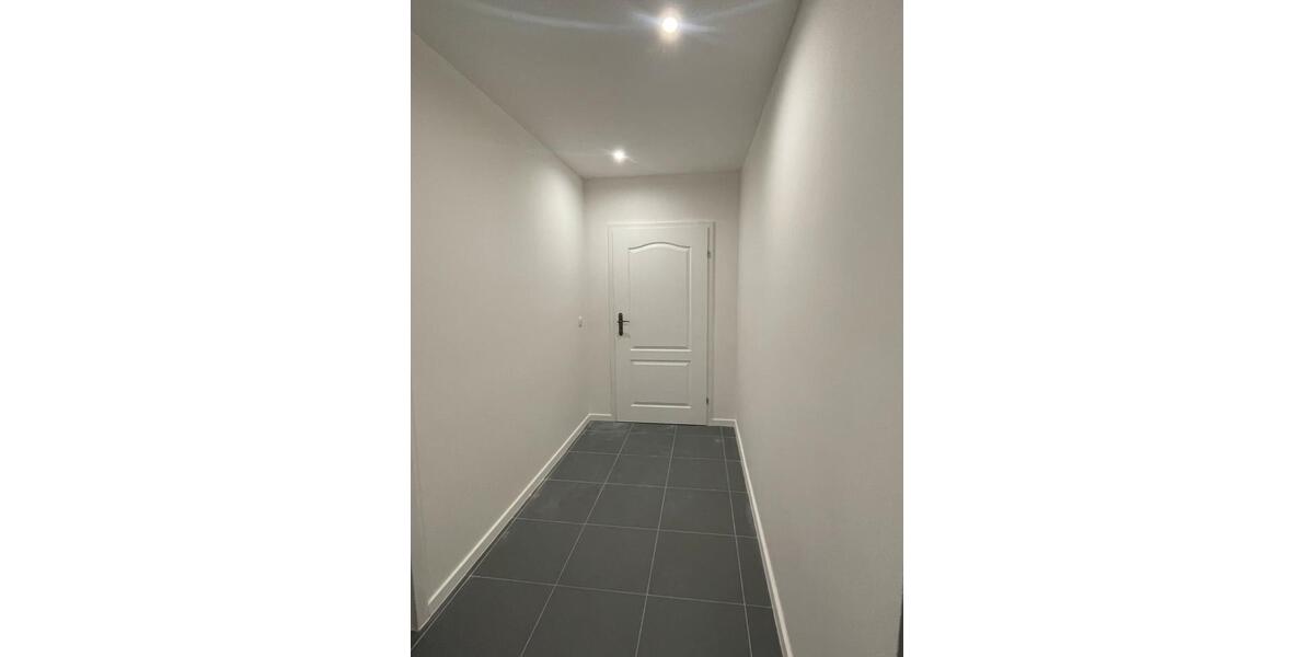 Erdgeschoßwohnung Jüterbog - 4 Zimmer, 120 m&sup2;, 1.380&euro; | Angebot:24362199