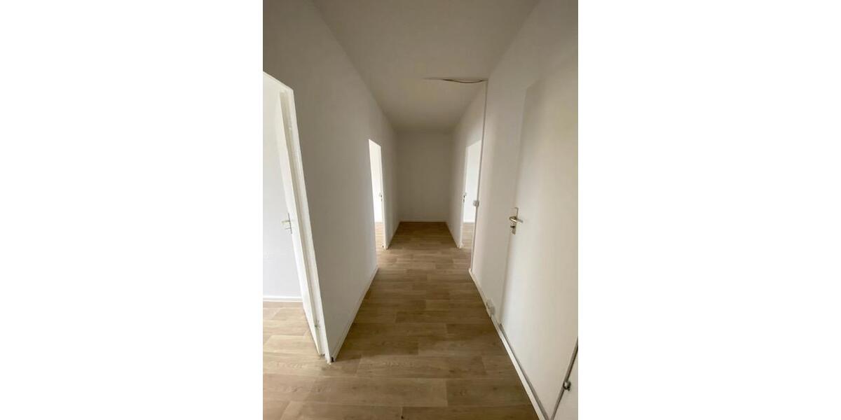 Erdgeschoßwohnung Borna - 3 Zimmer, 70 m&sup2;, 399&euro; | Angebot:25721645
