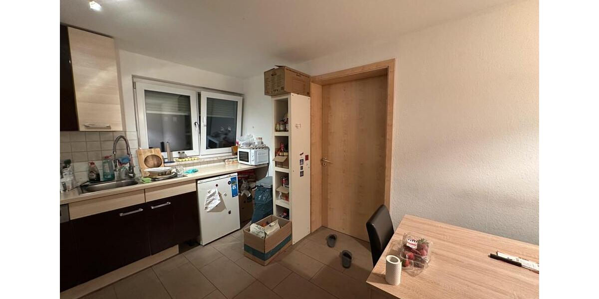 Erdgeschoßwohnung Jena Burgau - 1 Zimmer, 80 m&sup2;, 400&euro; | Angebot:25968242