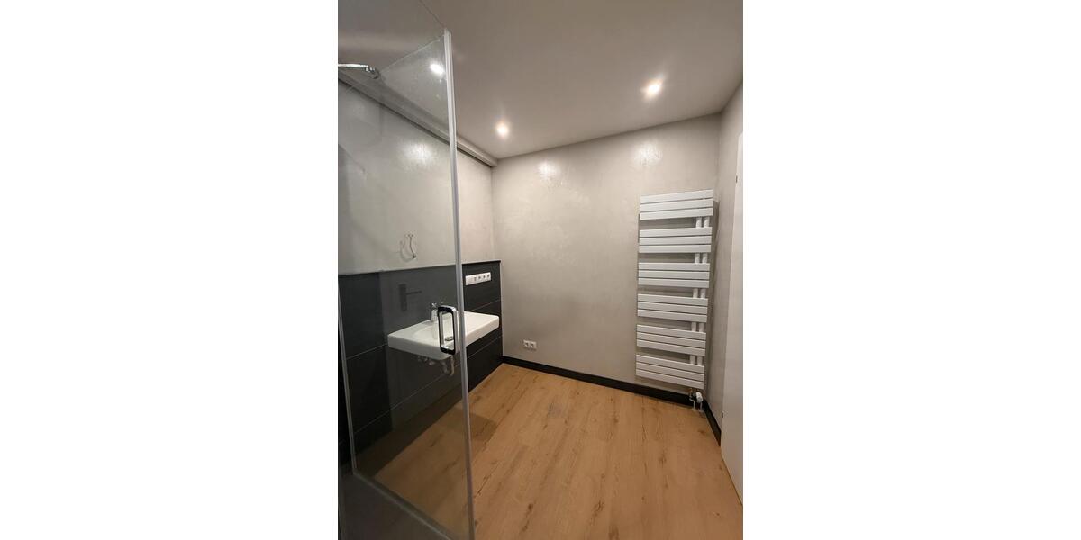 Dachgeschoßwohnung Bonn Bad Godesberg - 4.5 Zimmer, 98 m&sup2;, 1.900&euro; | Angebot:24678768