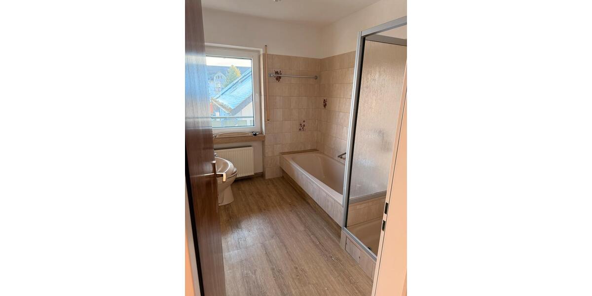 Etagenwohnung Meschede - 2 Zimmer, 60 m&sup2;, 475&euro; | Angebot:25142086