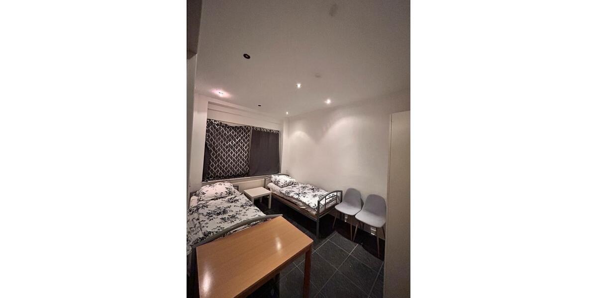 Wohnen auf Zeit Grevenbroich Neuenhausen - 1 Zimmer, 20 m&sup2;, 440&euro; | Angebot:25678655