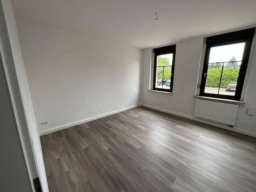 ?? Hochwertig sanierte ParterreWohnung mit Terrasse, Option auf Einbauküche