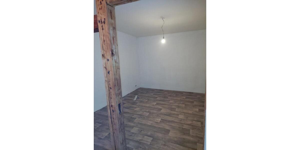 Erdgeschoßwohnung Stadtoldendorf - 3 Zimmer, 83 m&sup2;, 430&euro; | Angebot:25906125