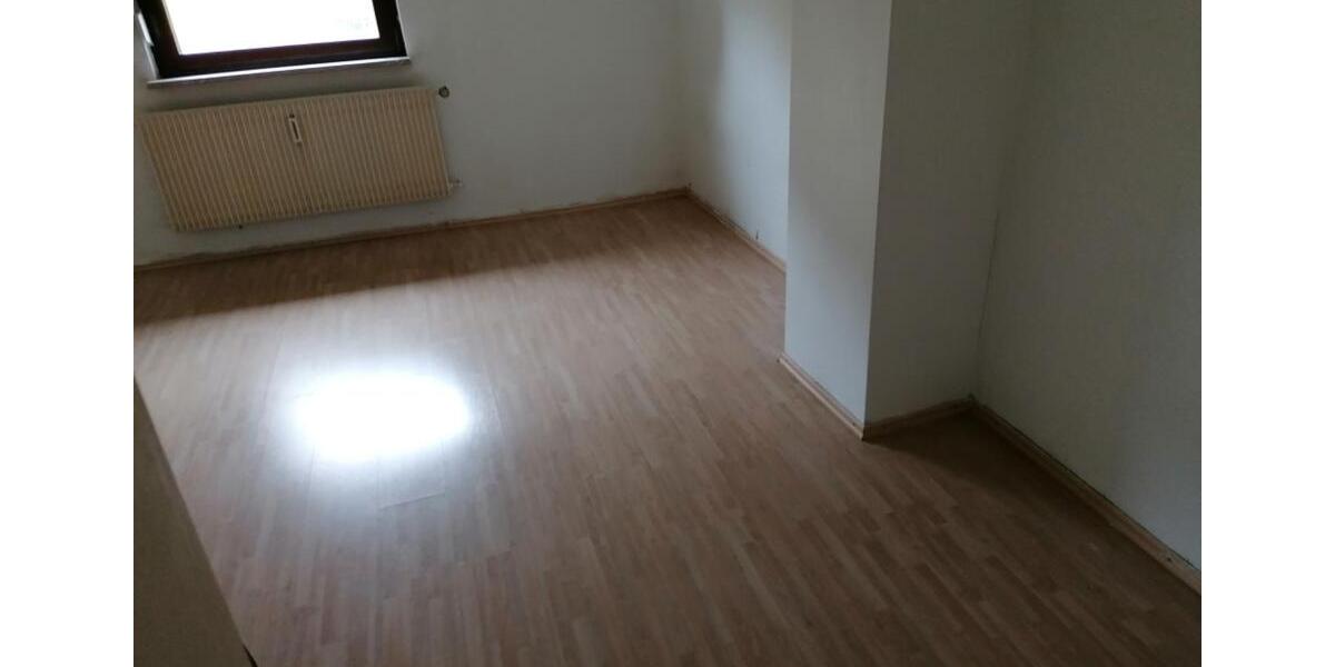 2 Zimmer Mietwohnung 1. OG in Herschfeld Bad Neustadt Top Lage 2 zimmer
