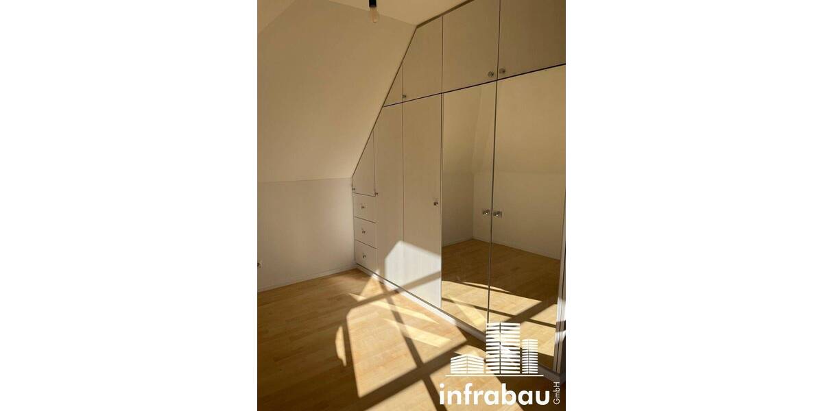 Schöne 3,5 Zimmer Wohnung in Pfersee Nord. 3 zimmer