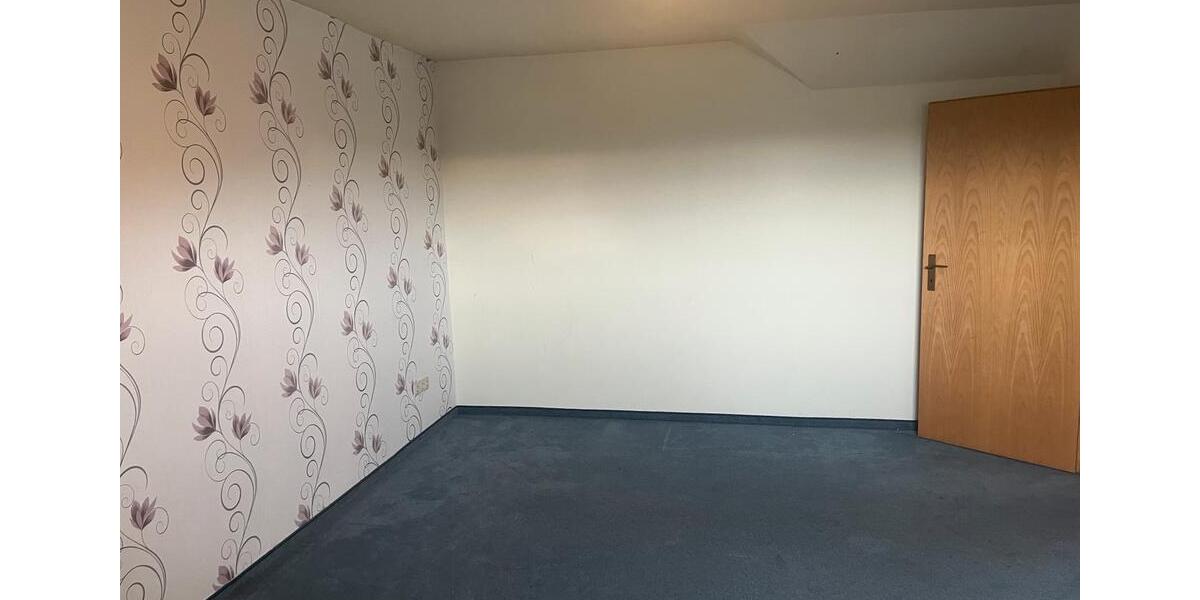 Dachgeschoßwohnung Pulheim - 2 Zimmer, 80 m&sup2;, 1.000&euro; | Angebot:24552234