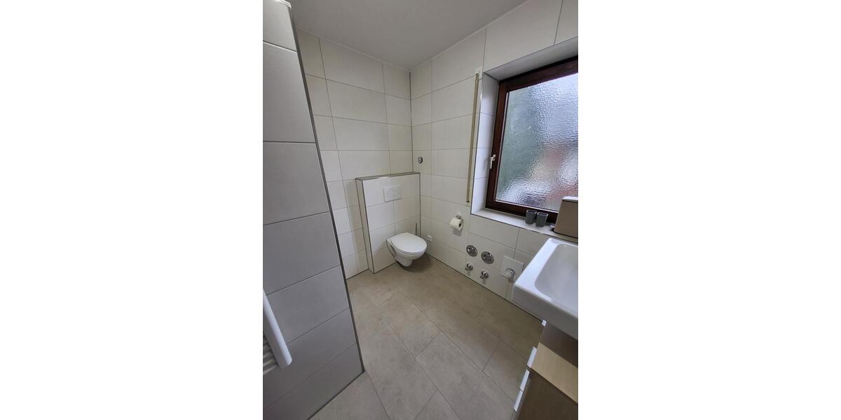 4 Räume incl. Küche und Bad zur befristeten Vermietung 2 zimmer