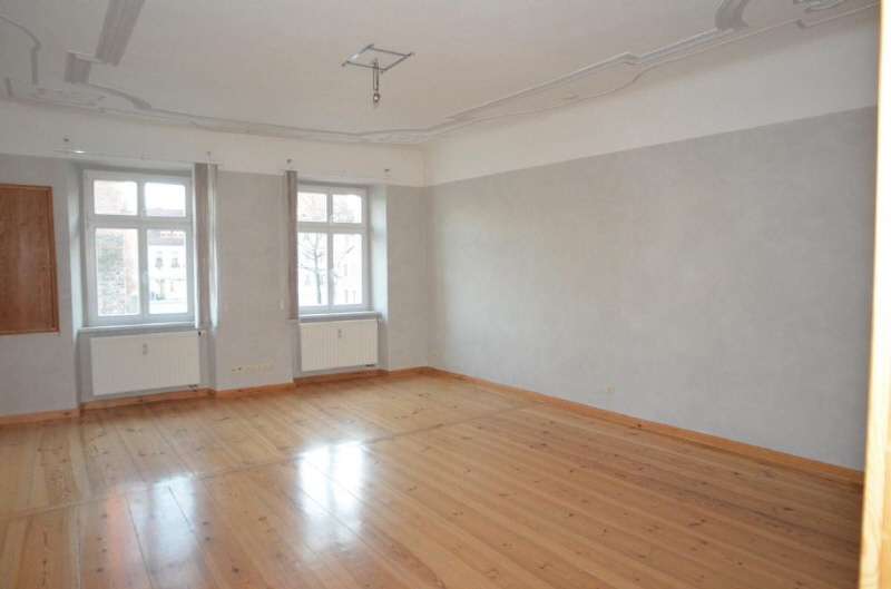 Etagenwohnung Luckau Stadt Luckau - 5 Zimmer, 150 m&sup2;, 901&euro; | Angebot:27171364