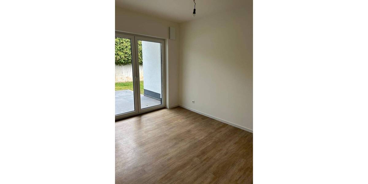 Etagenwohnung Schlitz - 2 Zimmer, 66 m&sup2;, 650&euro; | Angebot:26228538