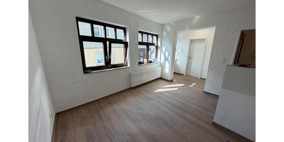 Etagenwohnung Grünberg - 2 Zimmer, 75 m&sup2;, 750&euro; | Angebot:26323152