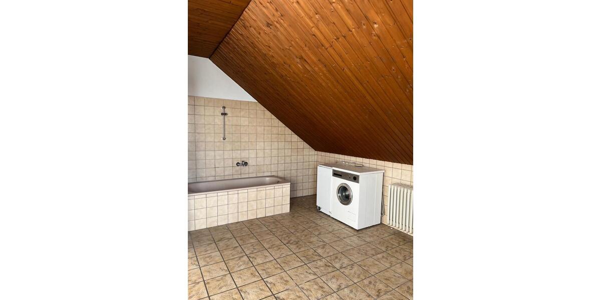 Etagenwohnung Spiesen-Elversberg Elversberg - 3 Zimmer, 80 m&sup2;, 600&euro; | Angebot:25973612