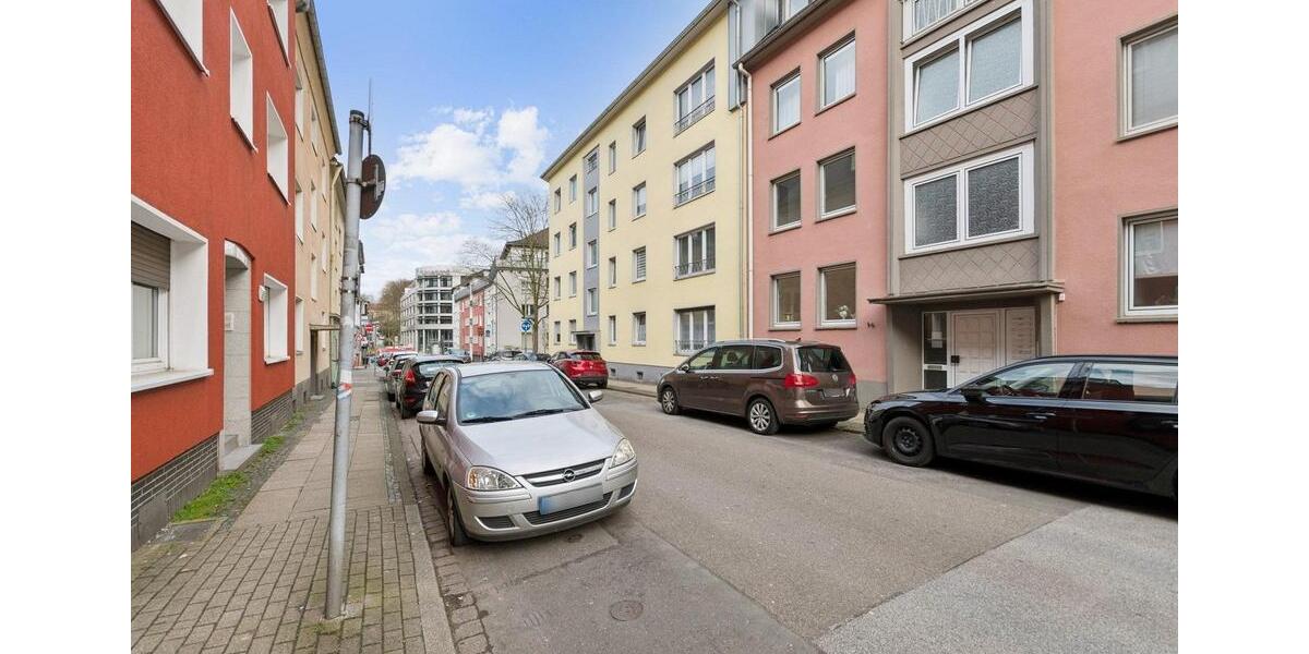 Etagenwohnung Essen Südviertel - 5.5 Zimmer, 110 m&sup2;, 1.650&euro; | Angebot:26547022