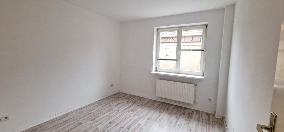 Etagenwohnung Sangerhausen - 2 Zimmer, 51 m&sup2;, 350&euro; | Angebot:26349746