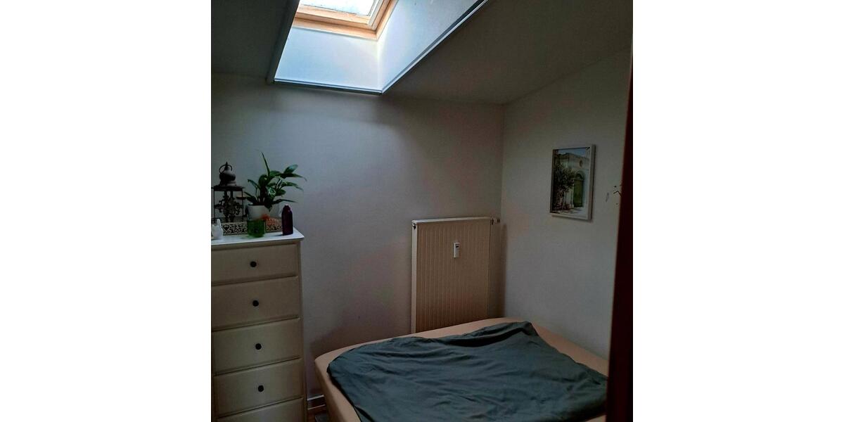 Dachgeschoßwohnung Spremberg - 3.5 Zimmer, 100 m&sup2;, 1.100&euro; | Angebot:27632958