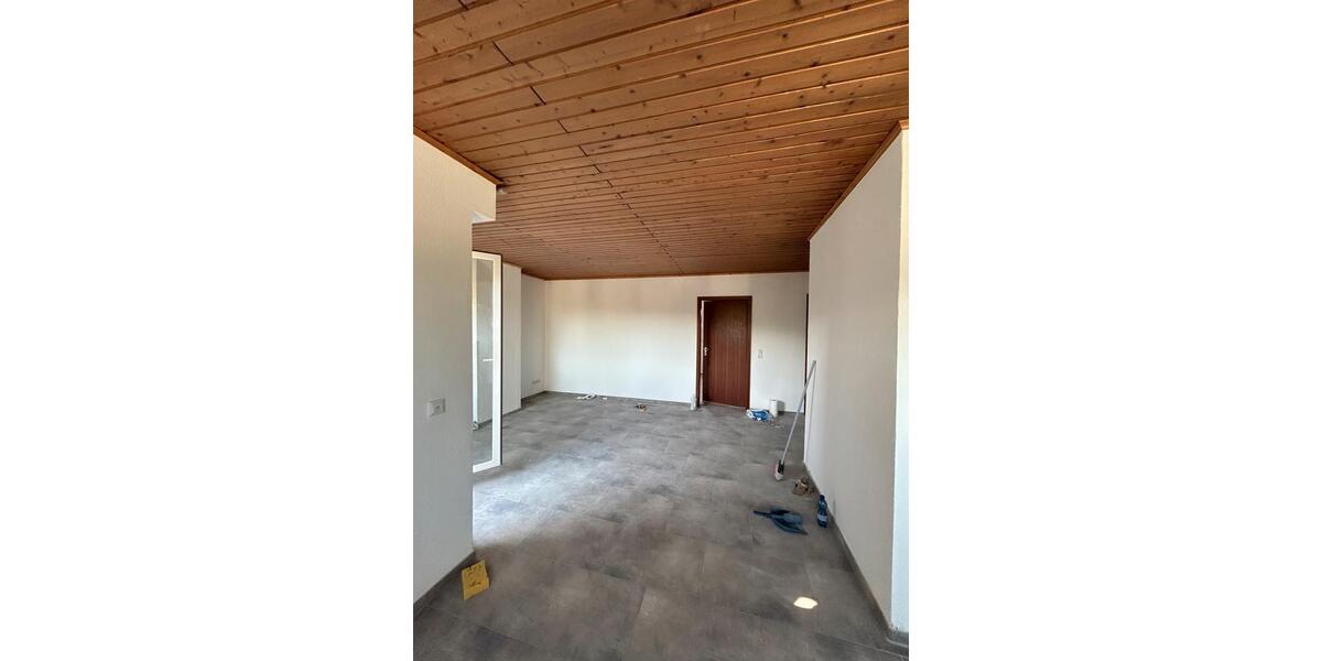 Etagenwohnung Königswinter - 2 Zimmer, 65 m&sup2;, 763&euro; | Angebot:26227610