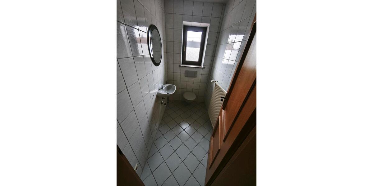 Etagenwohnung Günzburg - 3.5 Zimmer, 120 m&sup2;, 1.300&euro; | Angebot:24592928