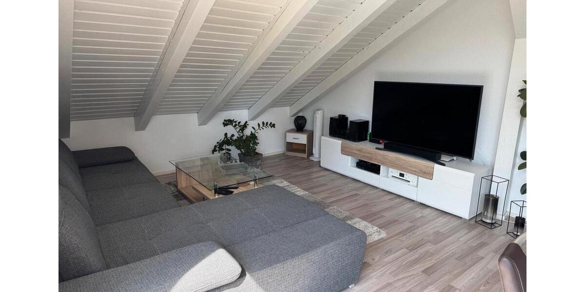 Dachgeschoßwohnung Bayreuth Meyernberg - 2 Zimmer, 106 m&sup2;, 900&euro; | Angebot:26661536