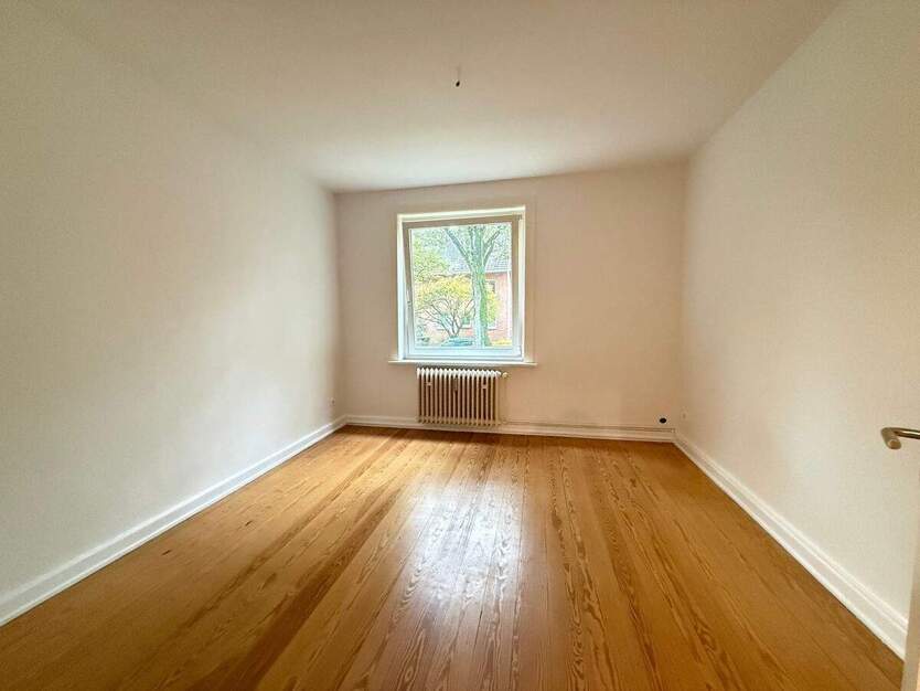 Gepflegte und gut geschnittene 3 Zimmerwohnung mit neuer Einbauküche und Duschbad in Tonndorf 3 zimmer