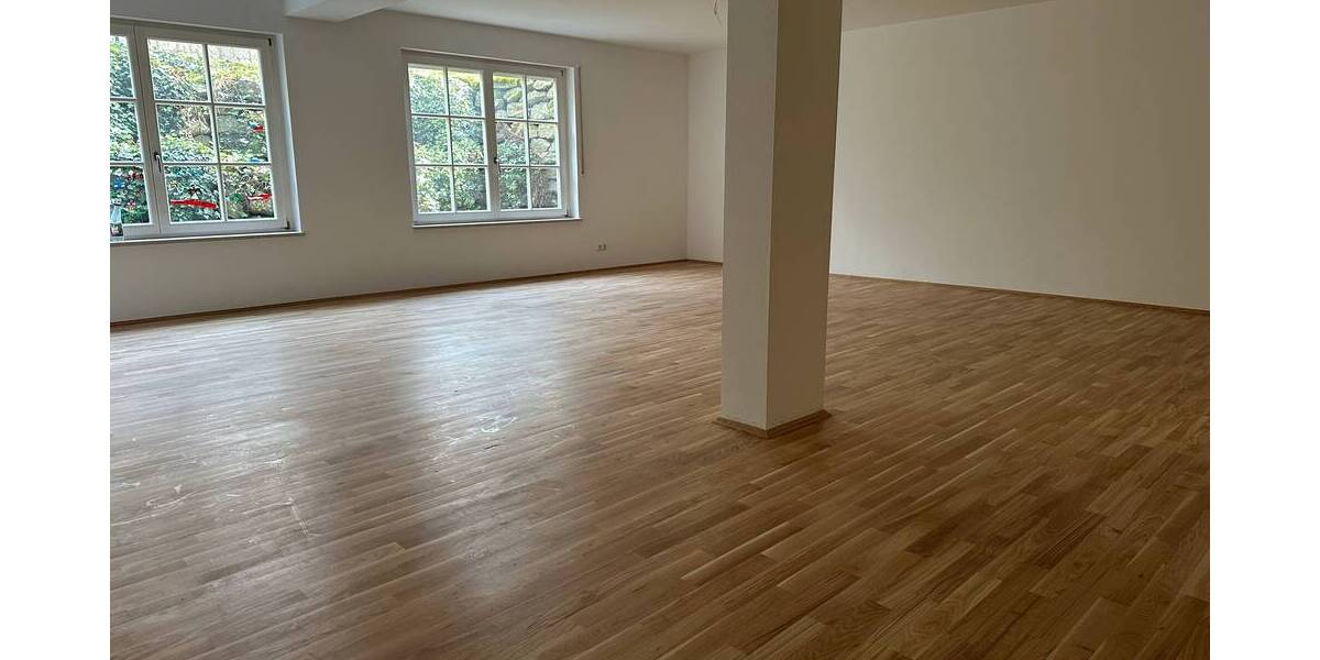 Etagenwohnung Grünwald - 4 Zimmer, 165 m&sup2;, 3.190&euro; | Angebot:25698774