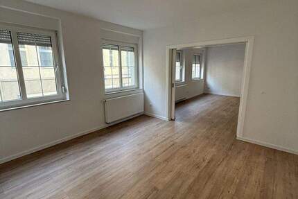 Wohnung Euskirchen Innenstadt - 3 Zimmer, 80 m&sup2;, 960&euro; | Angebot:25177014