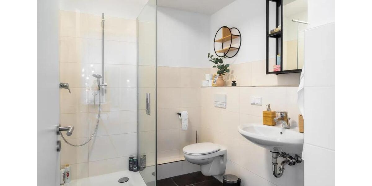 Etagenwohnung Kassel - 2 Zimmer, 45 m&sup2;, 1.650&euro; | Angebot:25103161
