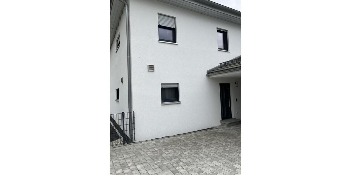 Doppelhaushälfte Irchenrieth - 4 Zimmer, 120 m&sup2;, 1.100&euro; | Angebot:26335223