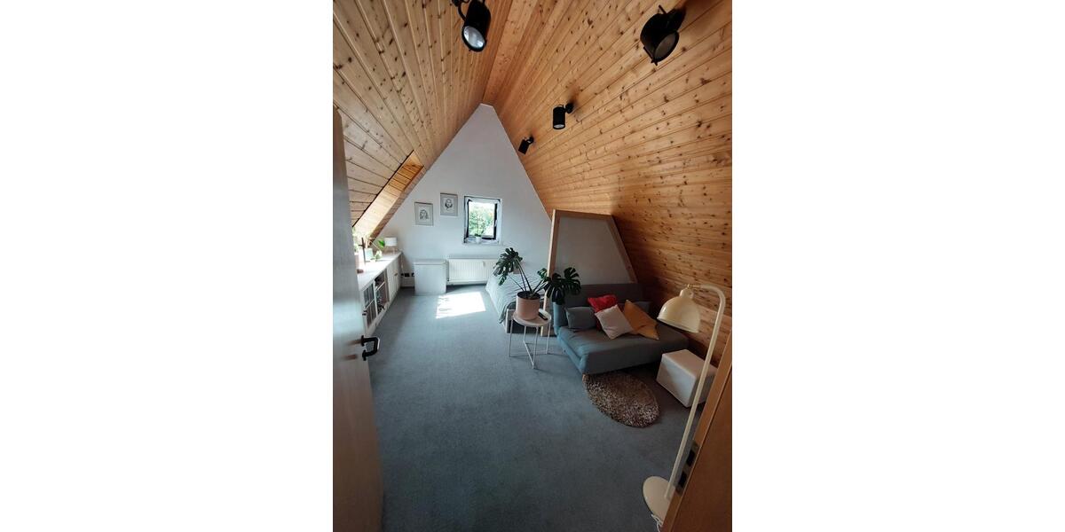 Dachgeschoßwohnung Lemgo - 2 Zimmer, 29 m&sup2;, 485&euro; | Angebot:24979738