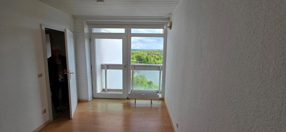 Etagenwohnung Wolfsburg - 2 Zimmer, 90 m&sup2;, 1.125&euro; | Angebot:26639343