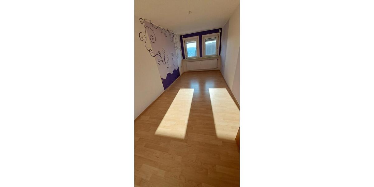 Dachgeschoßwohnung Birstein - 4 Zimmer, 115 m&sup2;, 800&euro; | Angebot:26325821