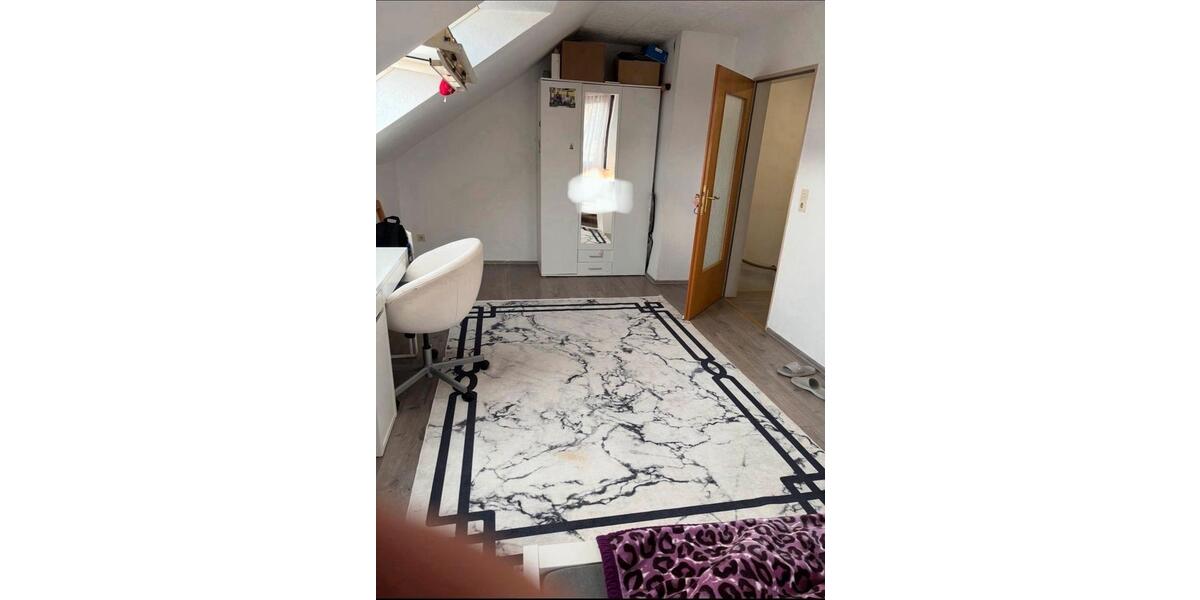 Doppelhaushälfte Bad Salzuflen - 5 Zimmer, 140 m&sup2;, 1.500&euro; | Angebot:26042792