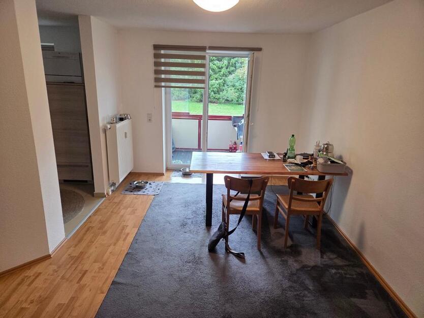 Moderne 2-Raum-Wohnung mit Balkon & Einbauküche zimmer