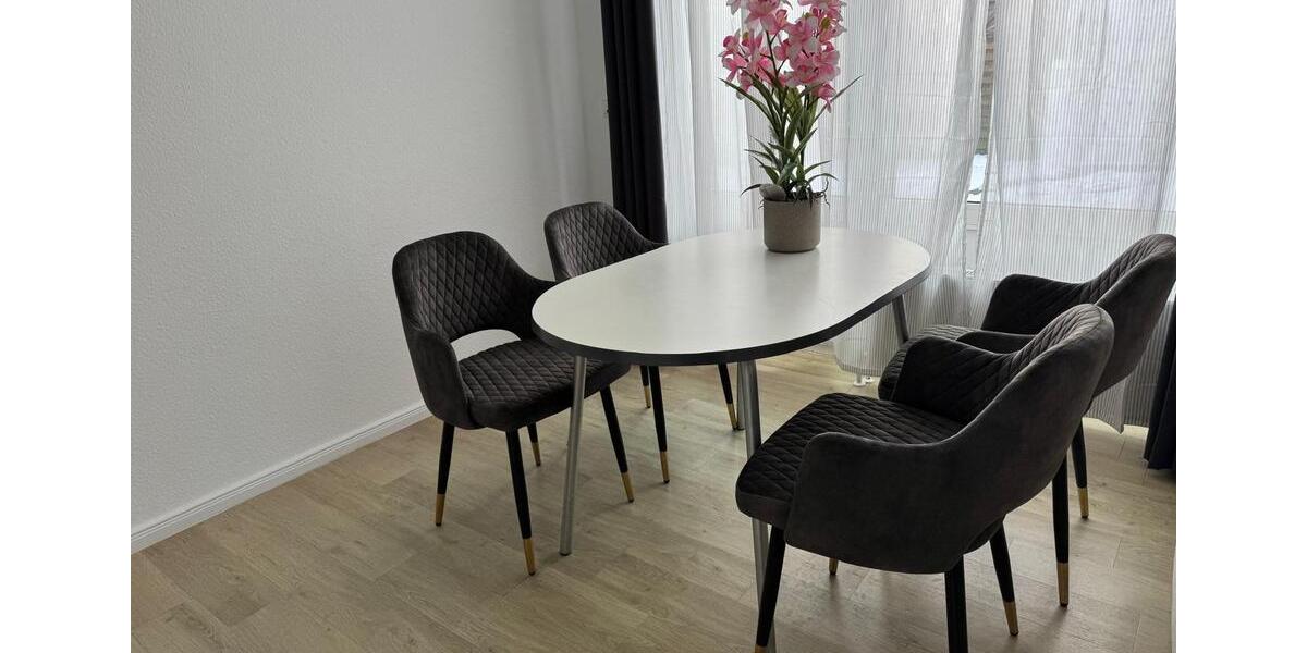 Einfamilienhaus Uetersen - 4 Zimmer, 140 m&sup2;, 2.500&euro; | Angebot:26689093