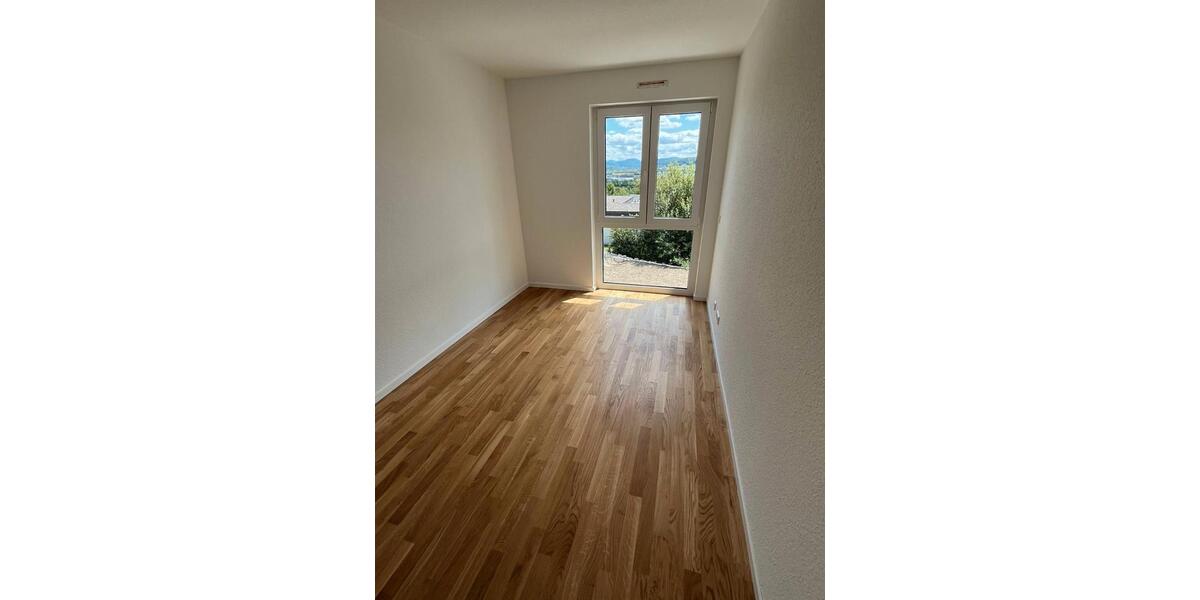 Reihenhaus Bad Säckingen - 5.5 Zimmer, 150 m&sup2;, 2.300&euro; | Angebot:26648384
