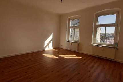 Wohnung Zittau - 3 Zimmer, 79 m&sup2;, 359&euro; | Angebot:26111147