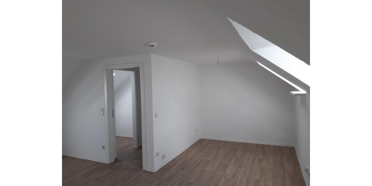 Dachgeschoßwohnung Dessau-Roßlau Dessau - 1 Zimmer, 28 m&sup2;, 225&euro; | Angebot:26461263