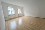 Mein neues Zuhause!! Stadtnahe 2 Zimmer-Wohnung mit Einbauküche + Tageslichtbad mit Wanne