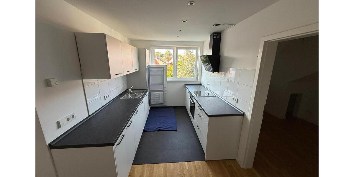 Dachgeschoßwohnung Auenwald - 3 Zimmer, 70 m&sup2;, 950&euro; | Angebot:24787211