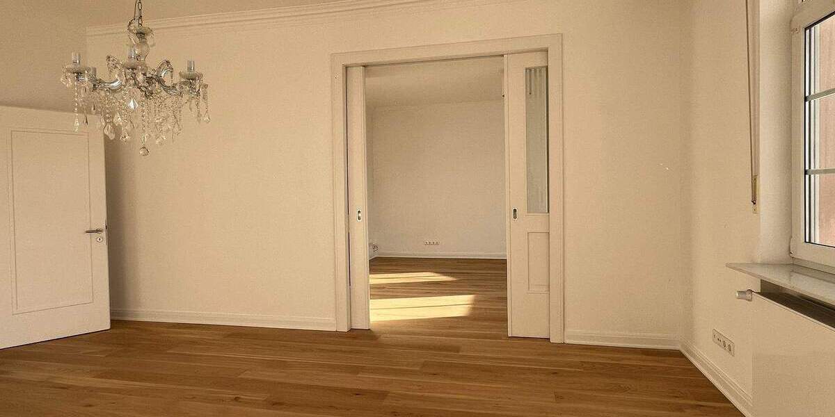 Doppelhaushälfte Bad Orb - 7 Zimmer, 250 m&sup2;, 1.900&euro; | Angebot:24775746