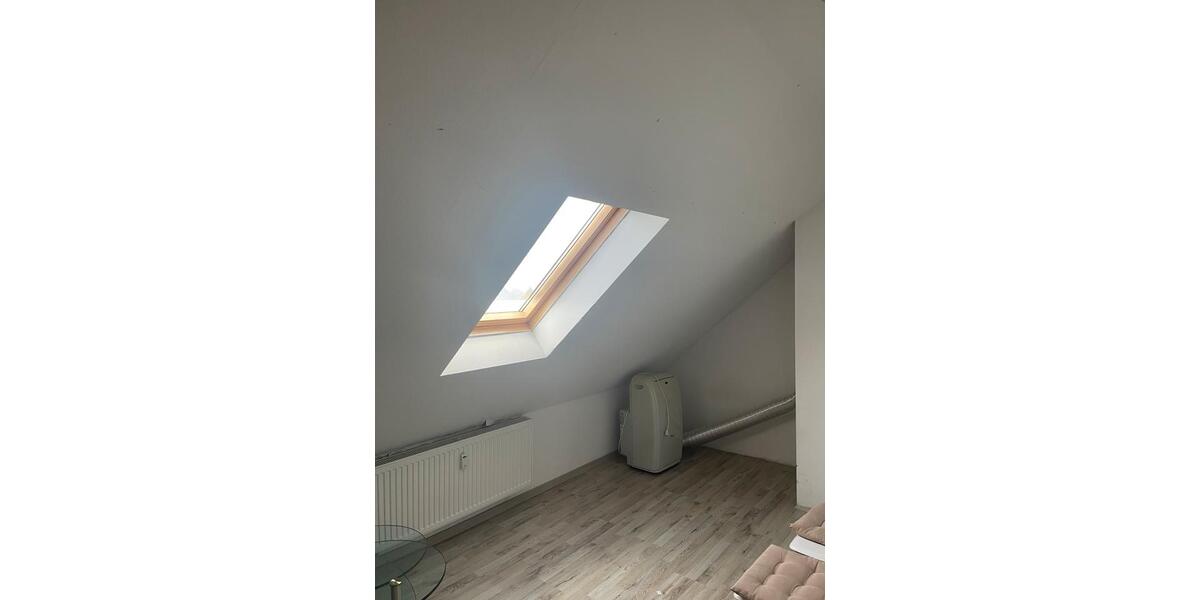 Dachgeschosswohnung in Lehrte-Sievershausen 3 zimmer