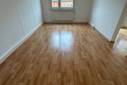 Zimmer Chemnitz Reichenbrand - 5 Zimmer, 100 m&sup2;, 599&euro; | Angebot:26080196