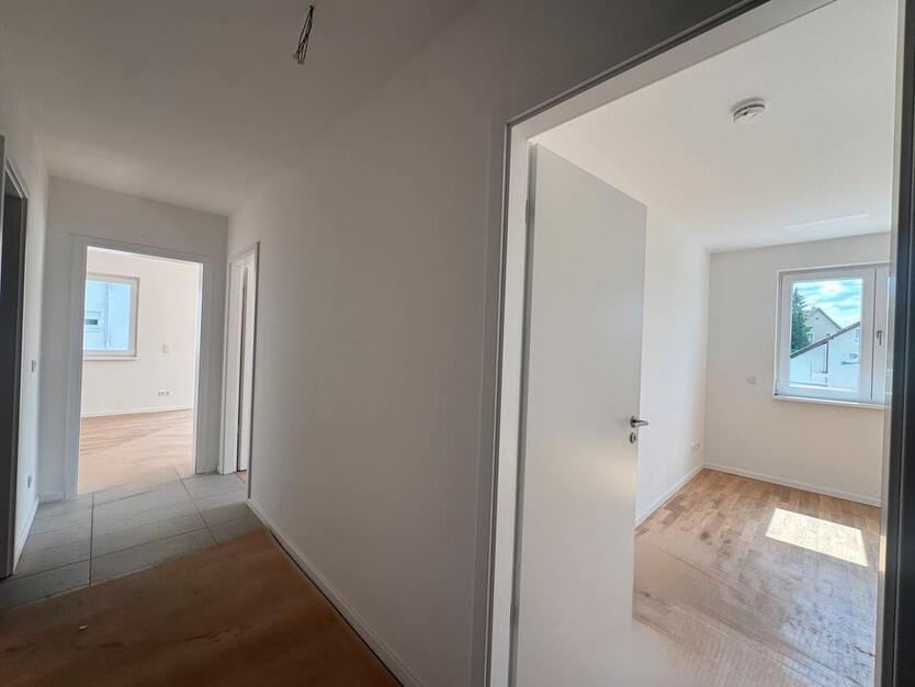 Neubau-3-Zimmer-Wohnung mit Terrasse – Exklusiv, 5 Jahre Mietdauer