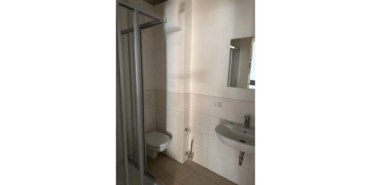 Etagenwohnung Kitzingen Etwashausen - 2 Zimmer, 87 m&sup2;, 800&euro; | Angebot:25673737