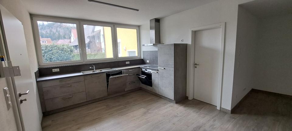 Erdgeschoßwohnung Epfendorf - 3 Zimmer, 91 m&sup2;, 900&euro; | Angebot:26222389