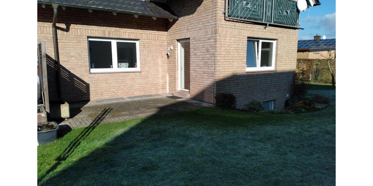 Etagenwohnung Brakel - 1.5 Zimmer, 45 m&sup2;, 275&euro; | Angebot:25378697