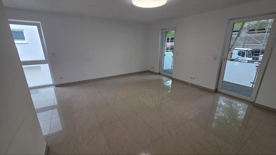 Etagenwohnung Düsseldorf Stadtbezirk 9 - 2 Zimmer, 55 m&sup2;, 1.050&euro; | Angebot:26501559